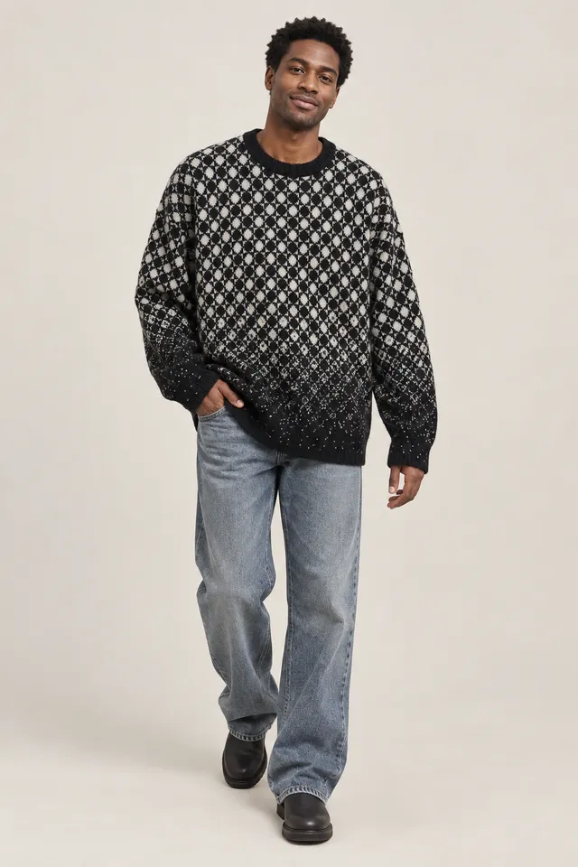 Pull en maille Maison Margiela MM6 noir et blanc, Porté de face