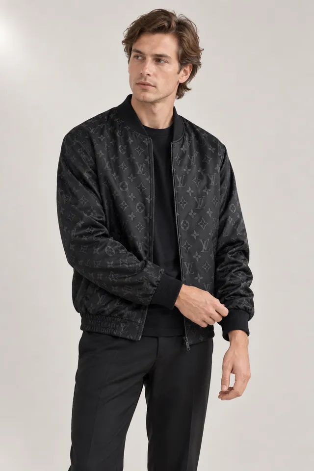 Veste Louis Vuitton noire, Porté de face