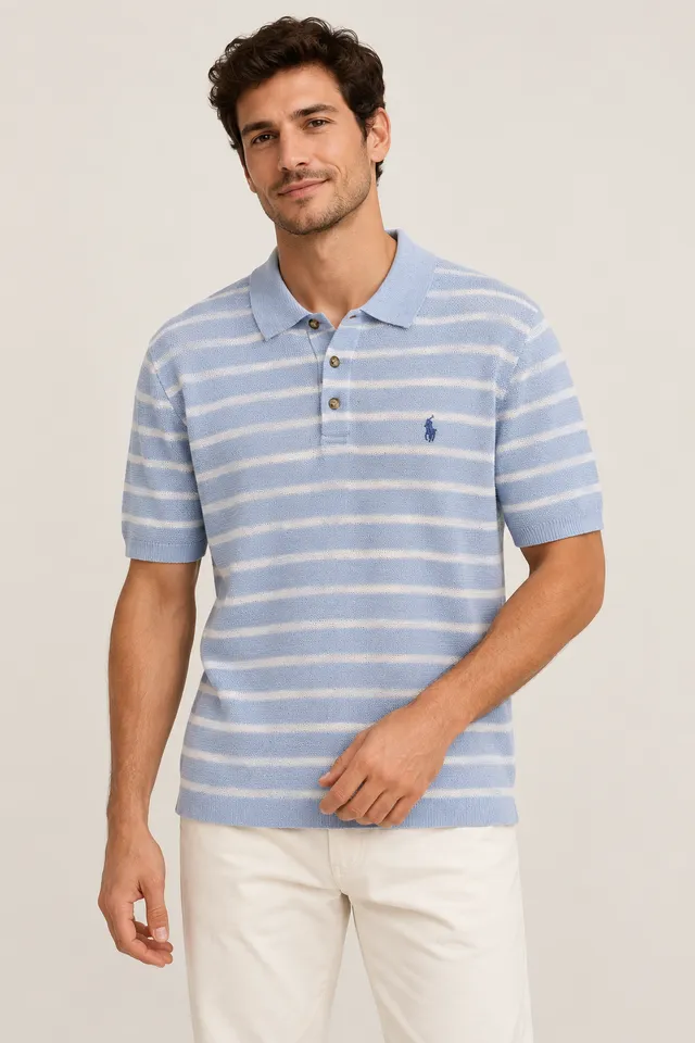 Polo Ralph Lauren bleu et blanc cassé, Porté de face