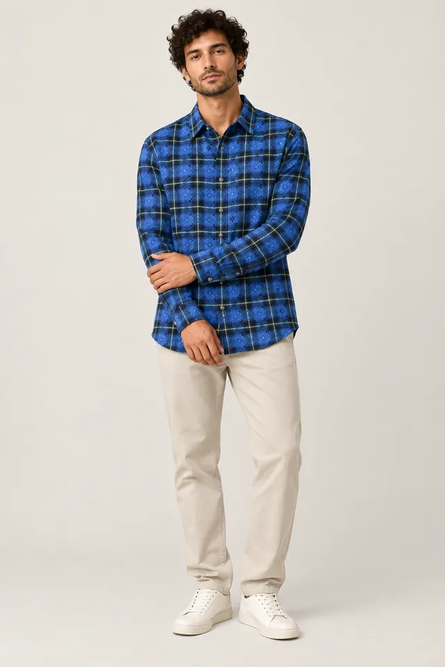 Chemise Chrome Hearts bleue à carreaux et motifs fleuris, Porté de face