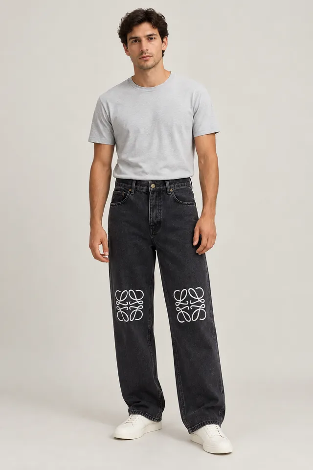 Jean Loewe noir, Porté de face
