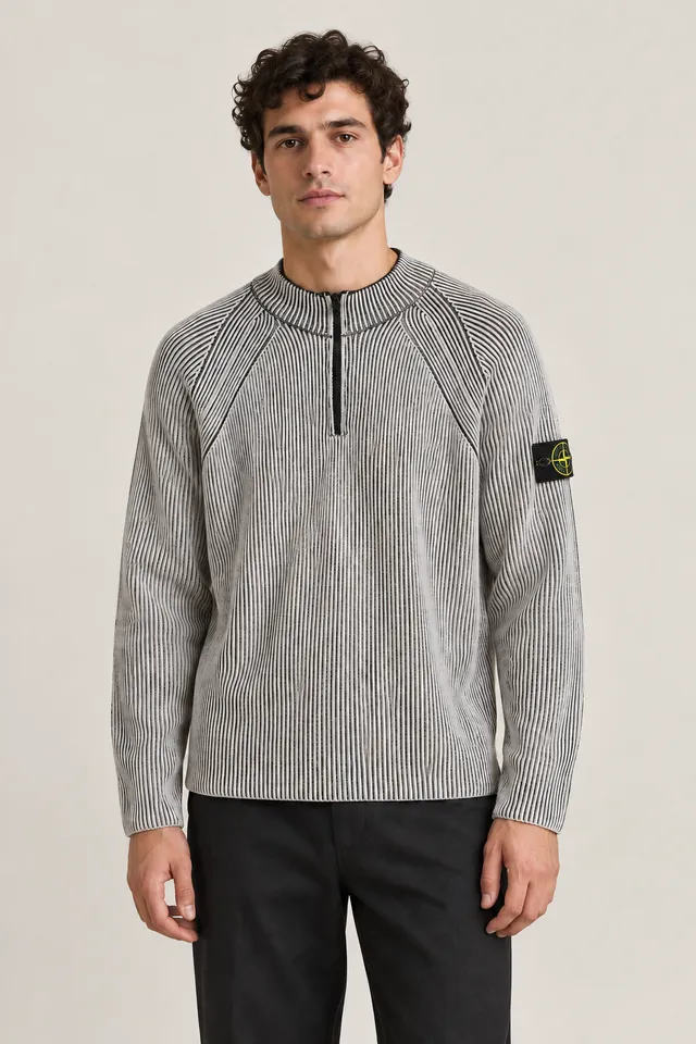 Pull Stone Island côtelé à col montant et demi-zip, Porté de face
